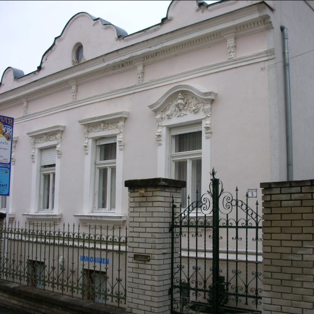 Pelso könyves-kávézó